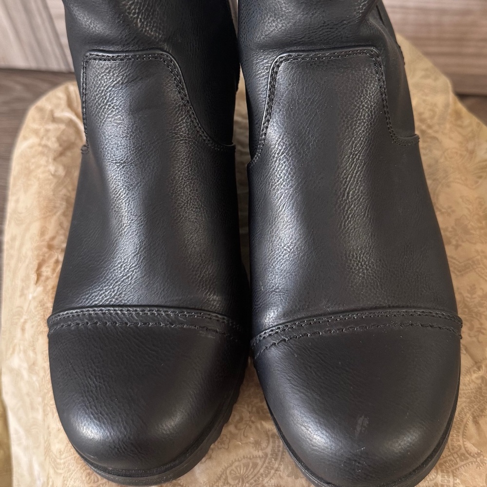 Black Platform Boots - image 6